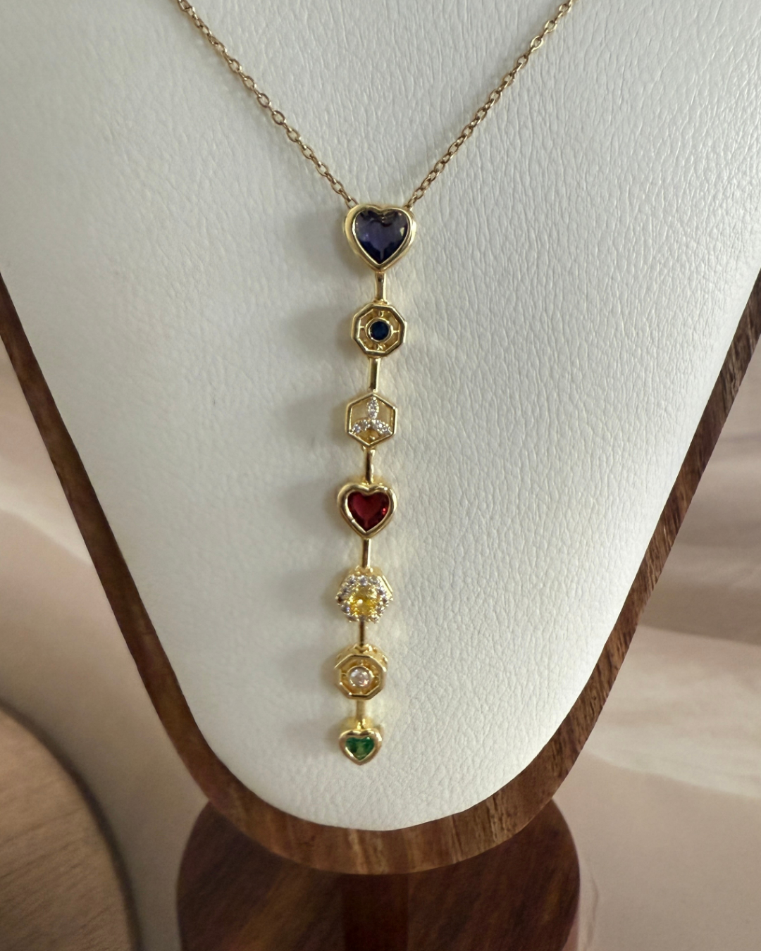 Mariposa Chain
