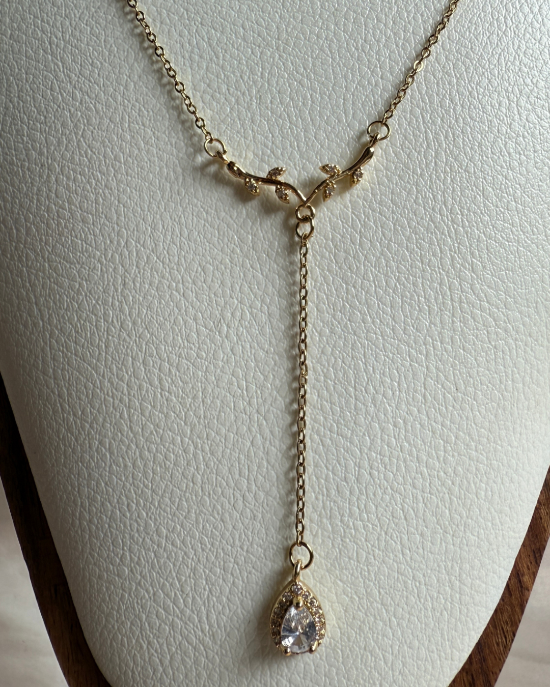 Reina Chain