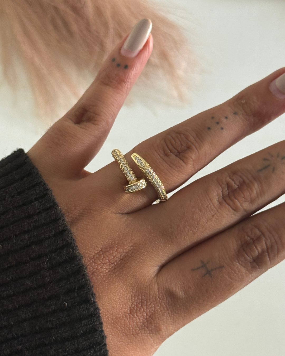 Nail Ring