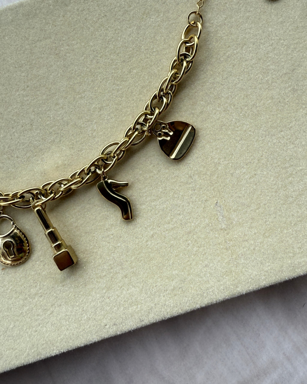 Charm Bracelet L2121