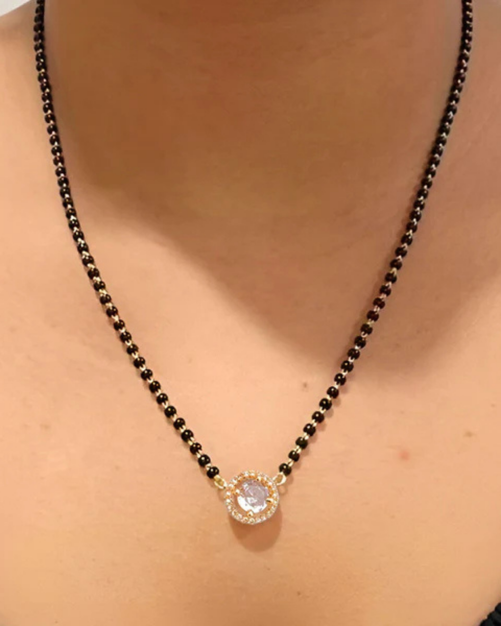 Mangalsutra - Round Stone