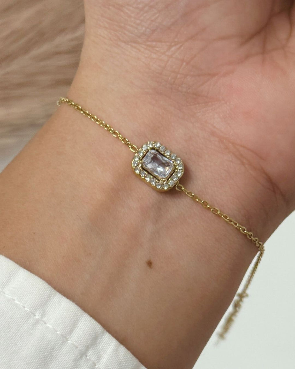 Elegance  - Chain, Bracelet and Earring Combo