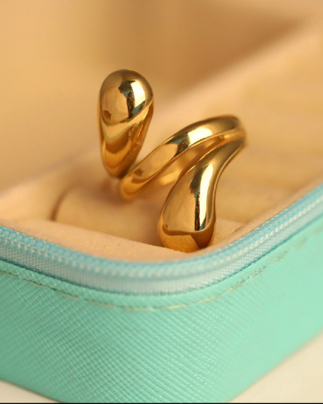 Morvi - 22k gold plated