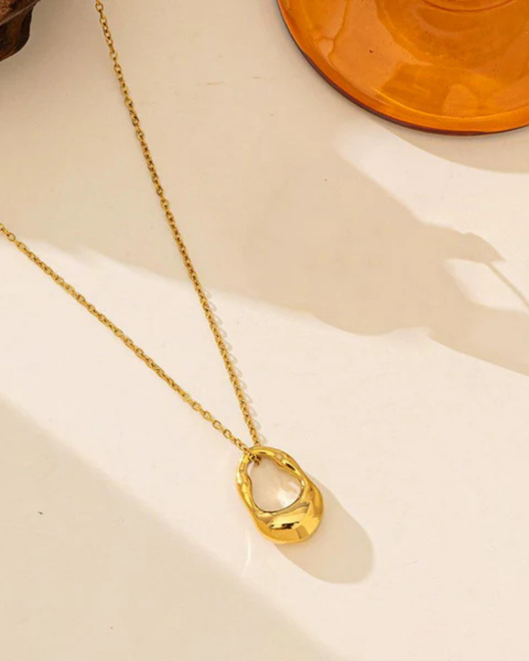 Contemporary Chain