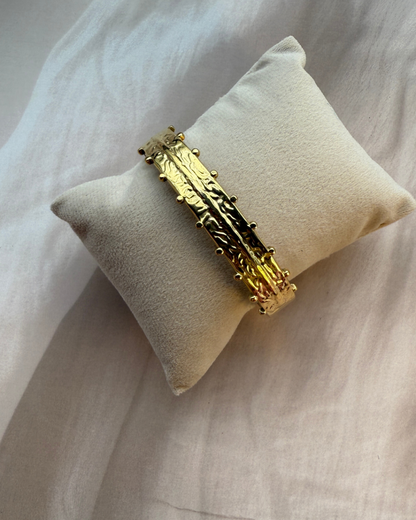SM - Gold Kada