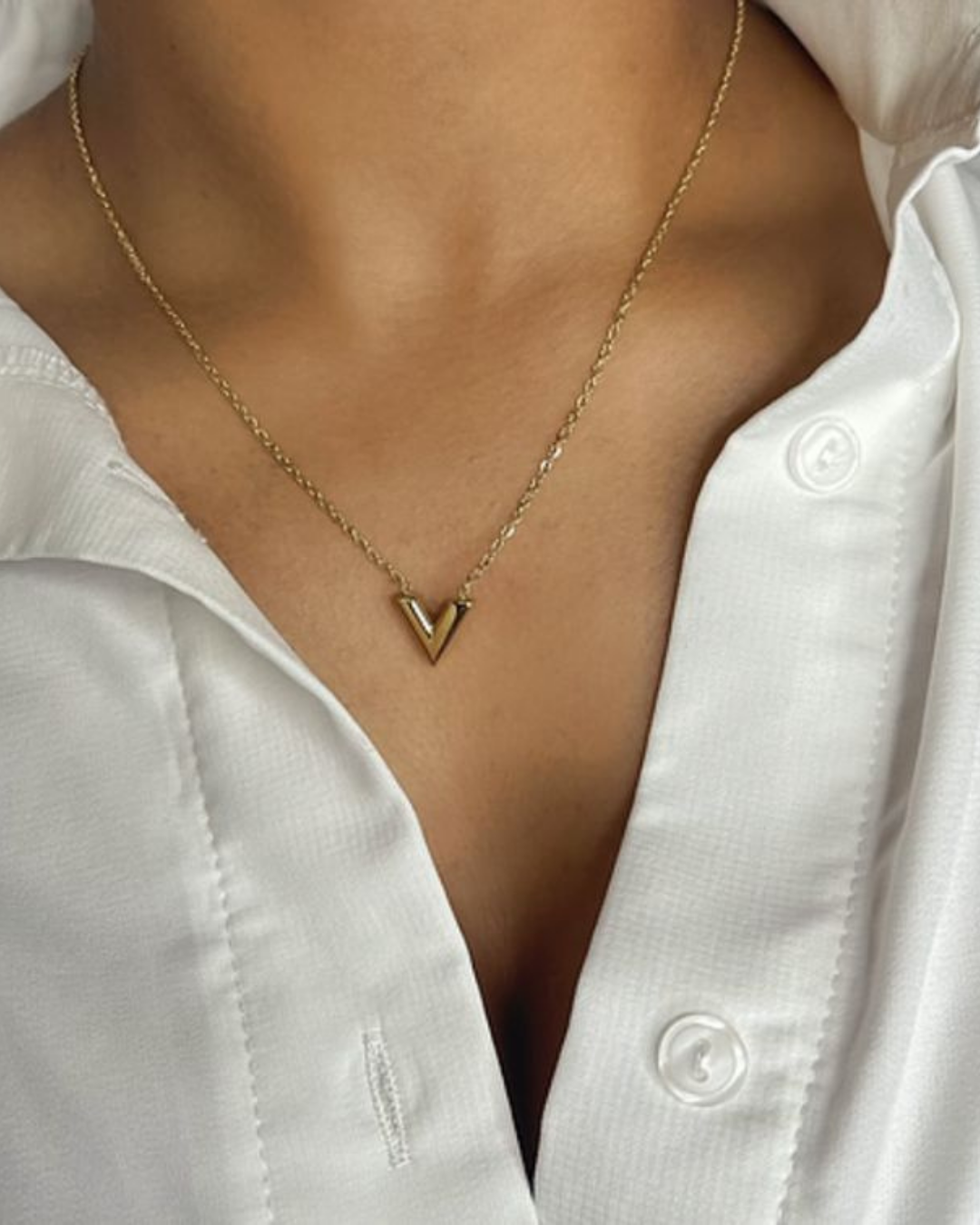 V Pendant Chain