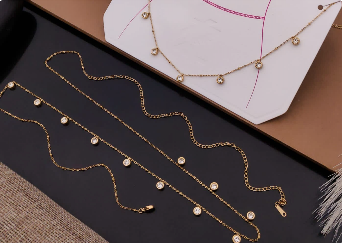 Alma Hip Chain