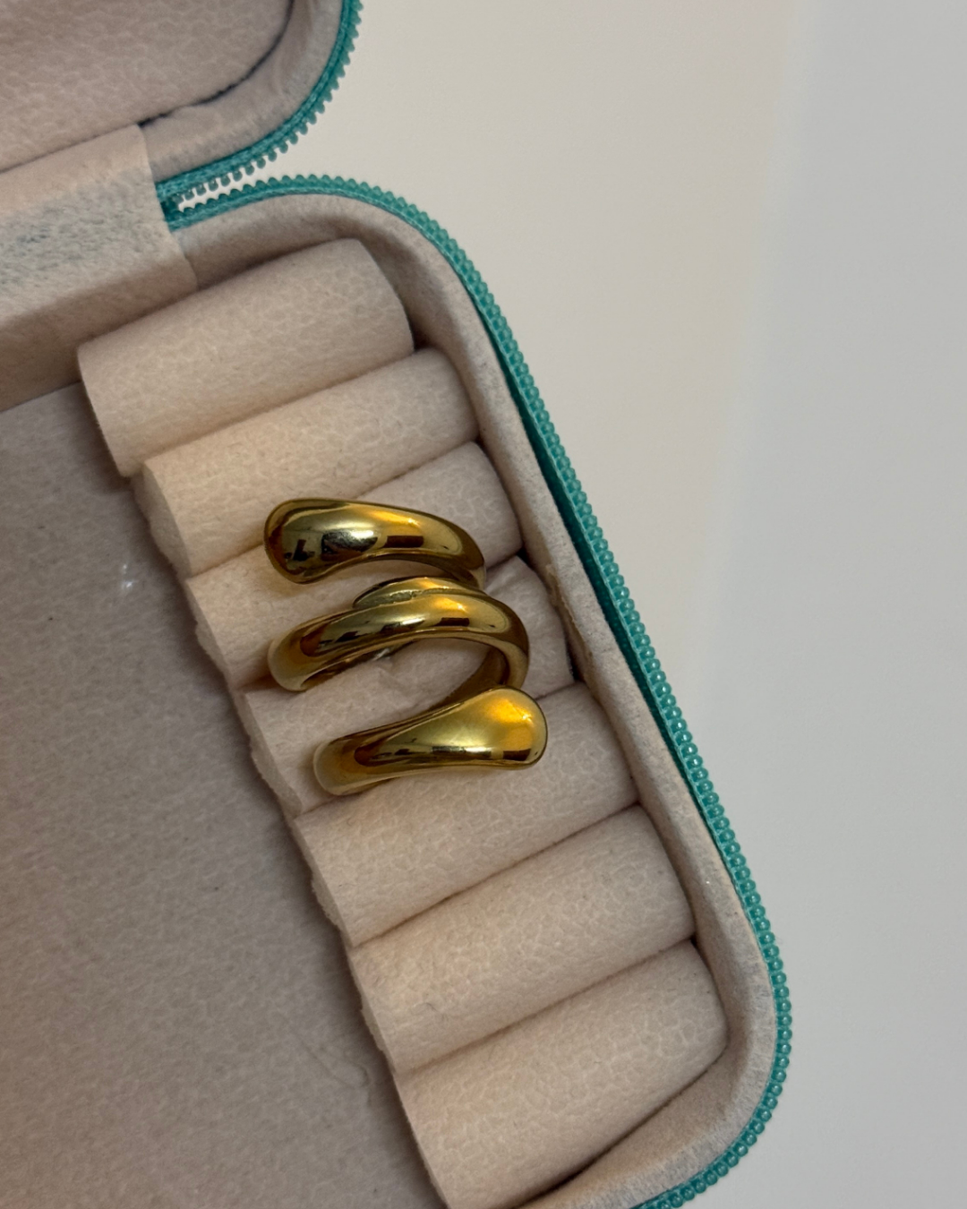 Eleven Loop - 22k gold plated