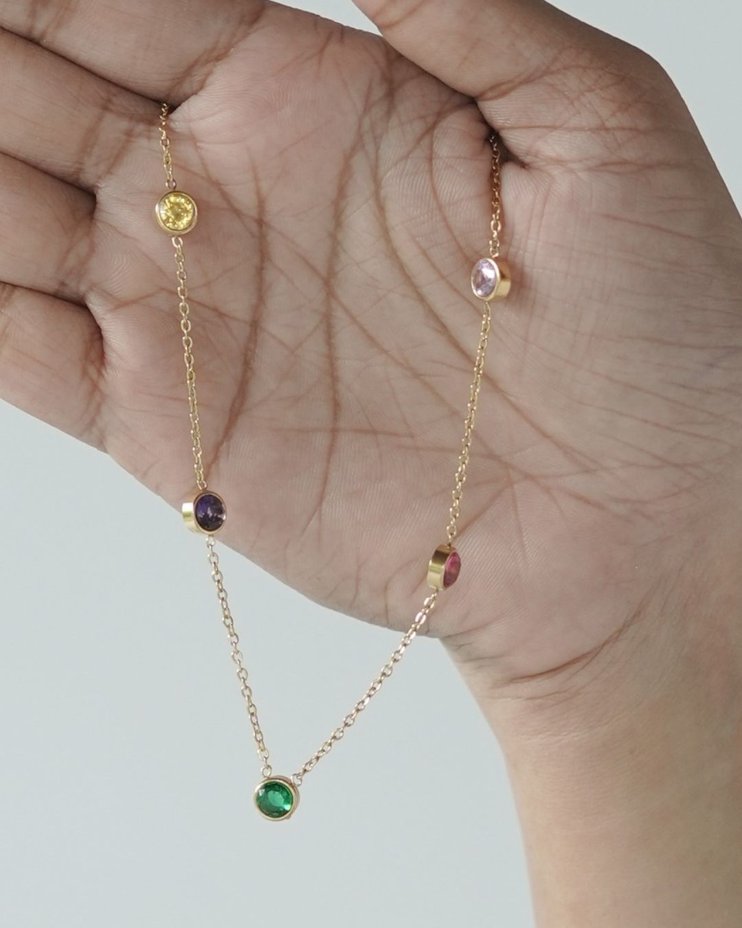 Bare Bold – minimalist with attitude