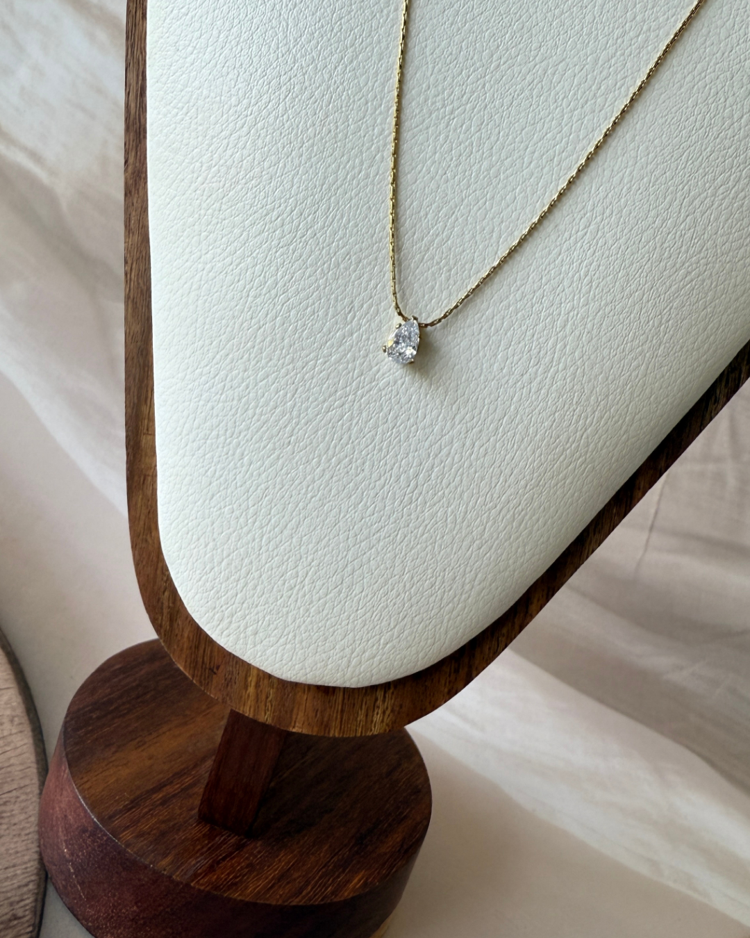 Delicate Chain