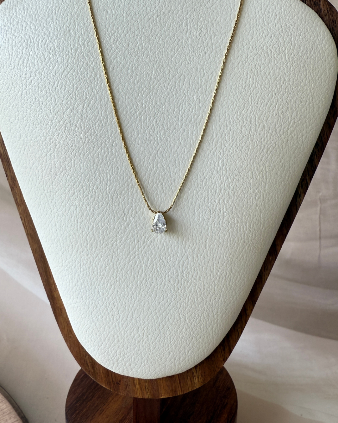 Delicate Chain